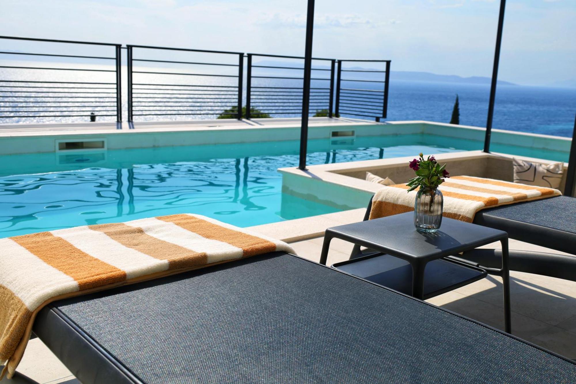 Luxury Holiday Home Dioniz Podgora Exterior photo